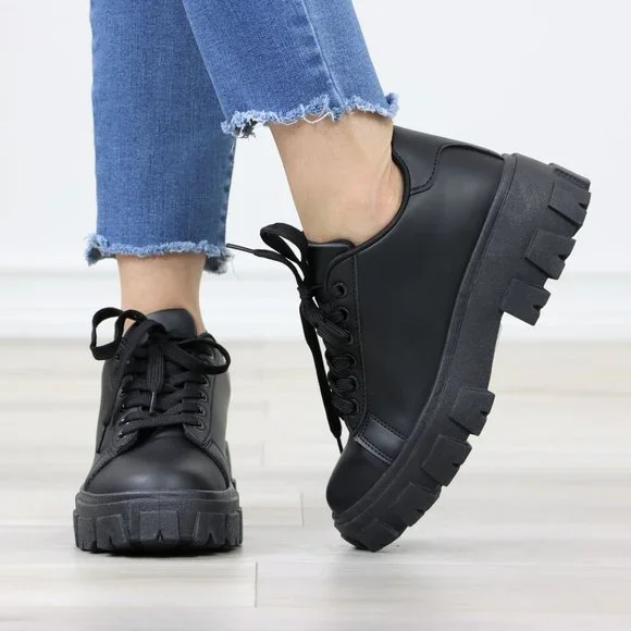 Black Chunky Lace-Up Lug Sole Oxford Platform Women's Shoes - Picture 10 of 12